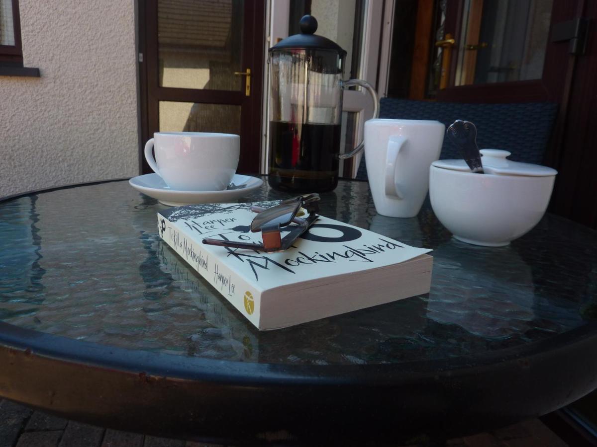 Manorview B&B Cookstown Bagian luar foto