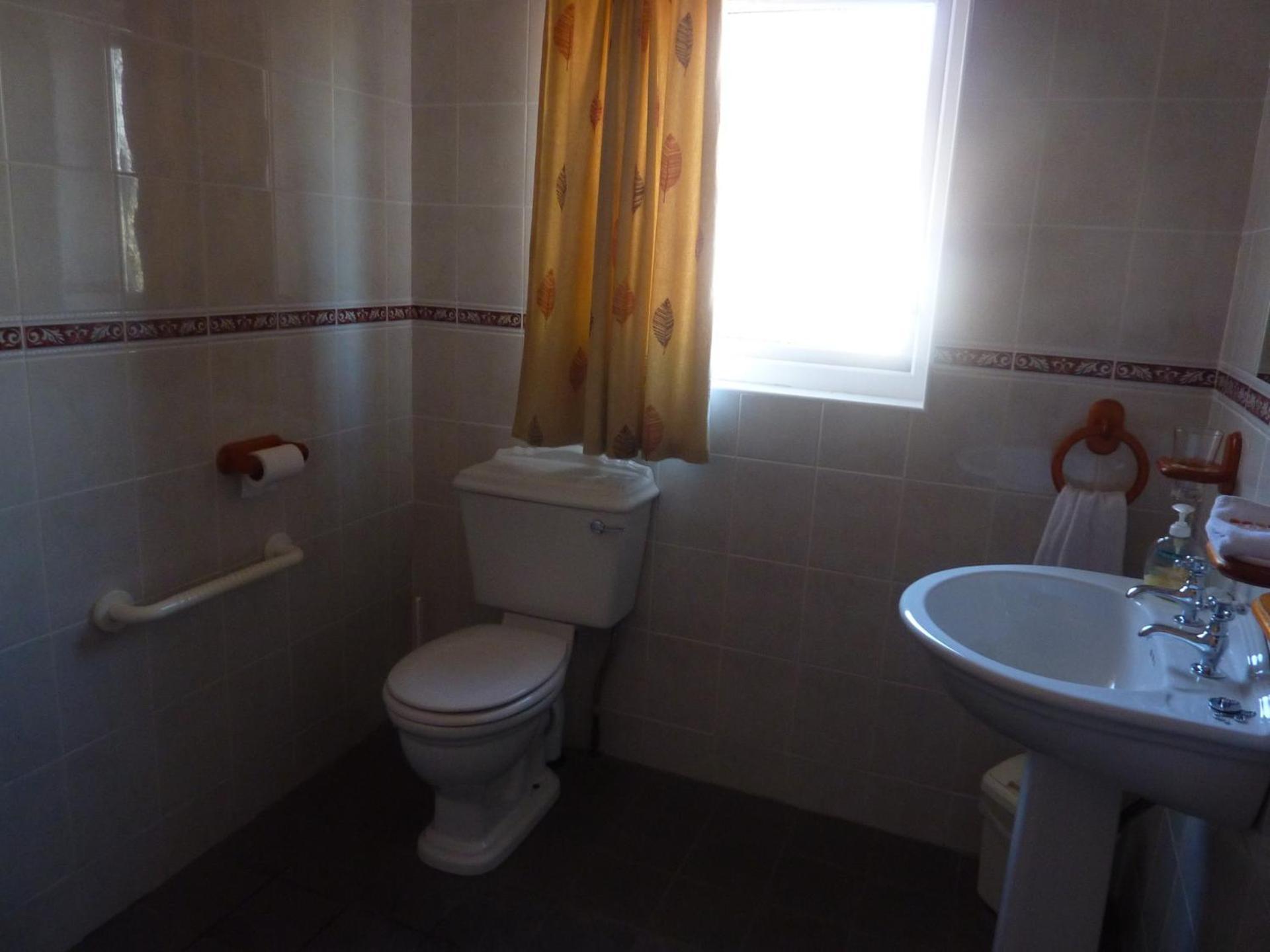 Manorview B&B Cookstown Ruang foto